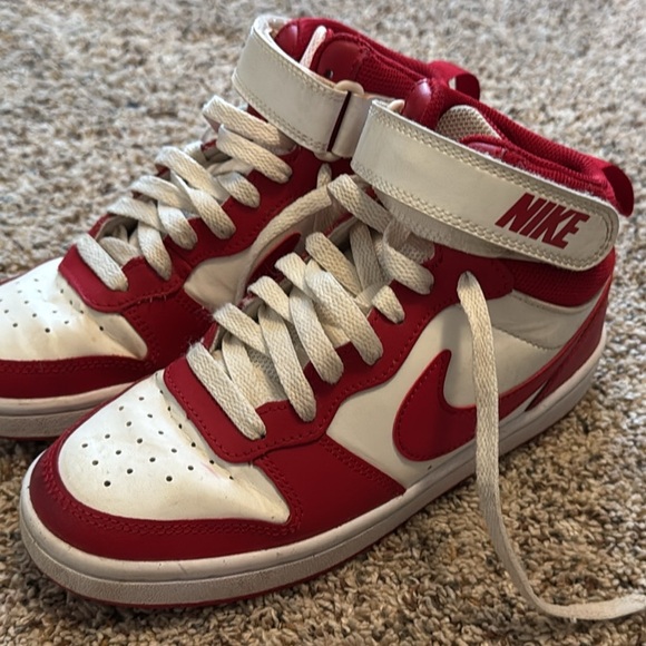 Nike Red and White High-Top Court Borough sneakers - Picture 1 of 7